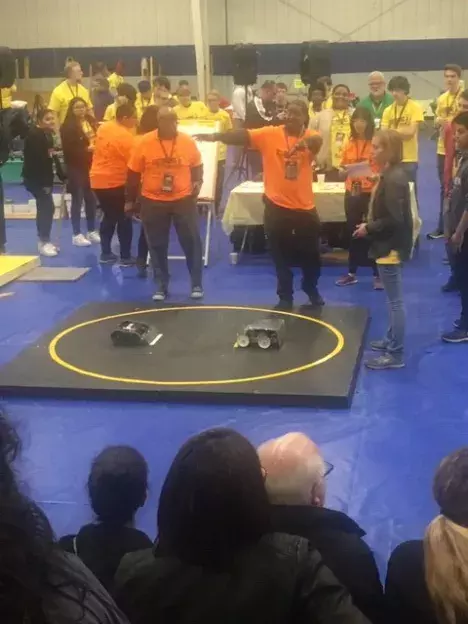 Robots fighting in the ring