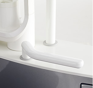 欲しい所に、こんな手すりを。