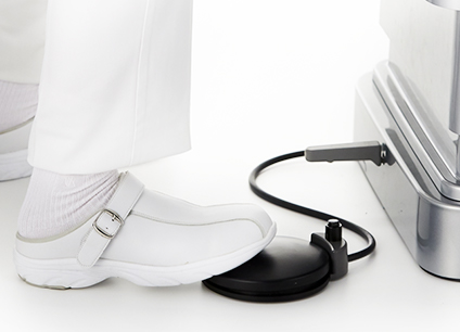 視界を外さず、確かな足元操作を。