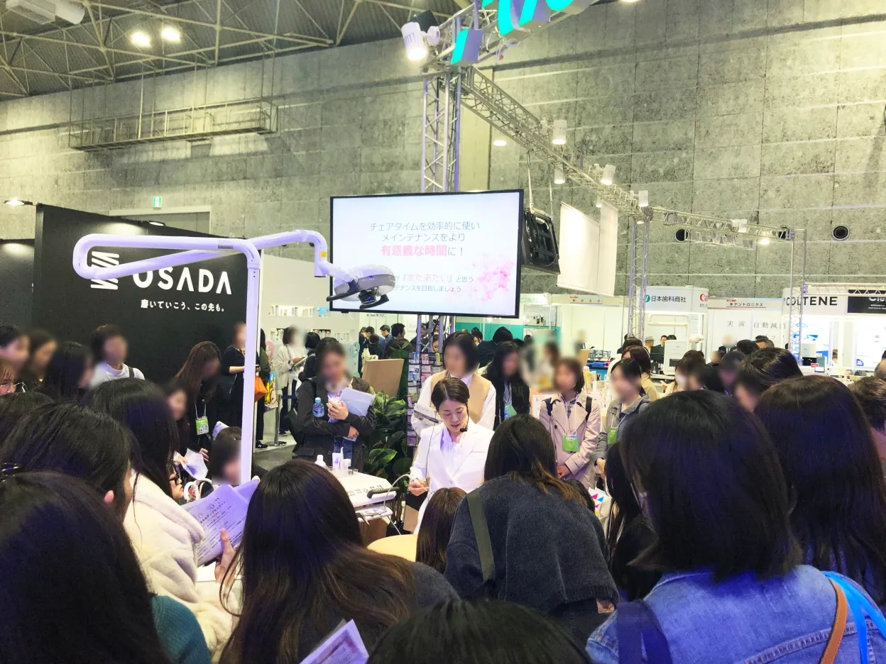 岡田先生ご講演の様子