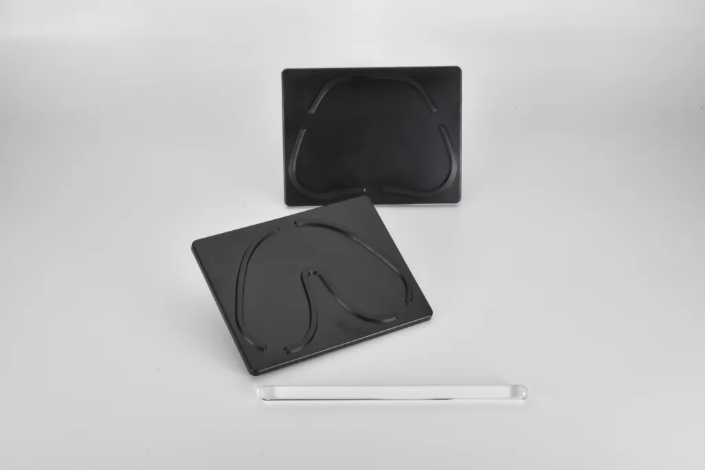 オストロンモールド