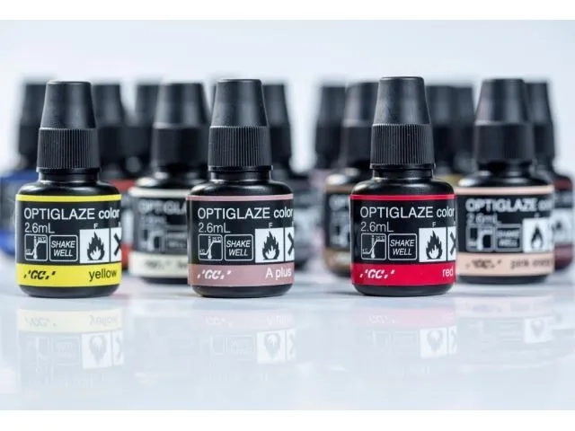 GC Optiglaze Color